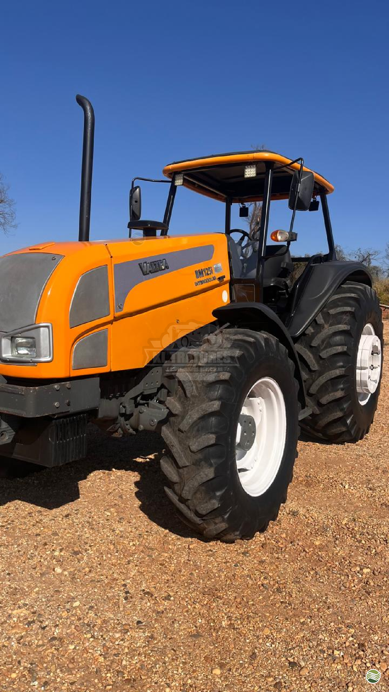TRATOR VALTRA VALTRA BM 125 Tração 4x4 KL Tratores PENAPOLIS SÃO PAULO SP